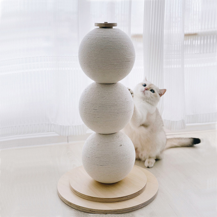 ネコちゃんのネイルケア♪キャットスクラッチャー