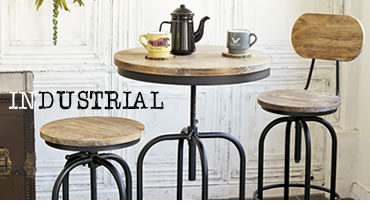 重厚さが魅力のINDUSTRIAL(インダストリアル) 重厚さが魅力のINDUSTRIAL(インダストリアル)